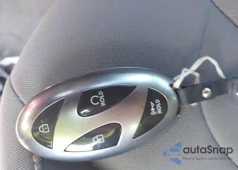 2024 Hyundai Elantra Sel z USA, uszkodzony, nr VIN KMHLM4DG2RU735788